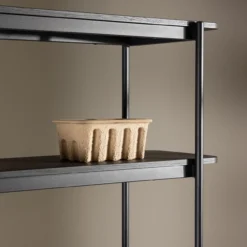Houten boekenkast Werner Zwart