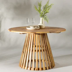 Houten tuintafel Malin Bruin