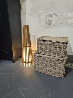 Interieurdirekt – Vloerlamp Anto – Teakhout – 90cm – Naturel