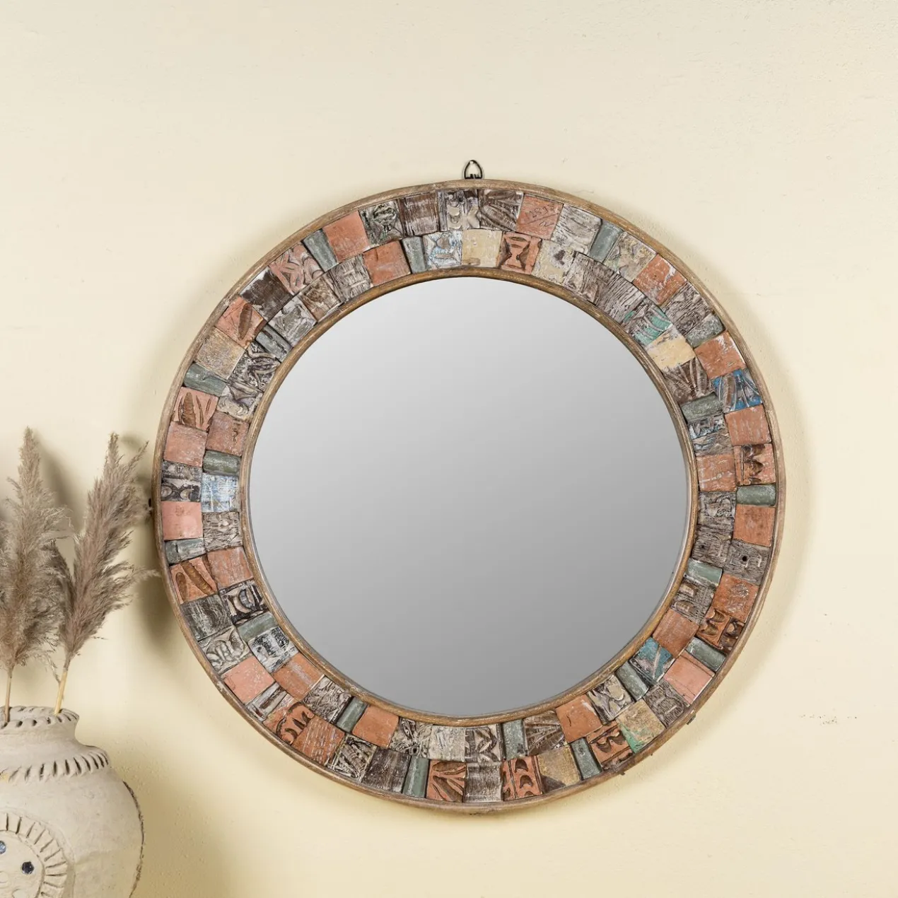 Kheer - Ronde Patchwork Spiegel in Boho Stijl