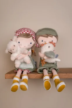 Knuffelpop boerin Rosa #1