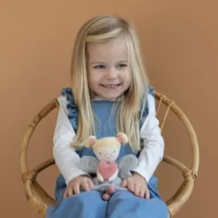 Knuffelpopje Mia