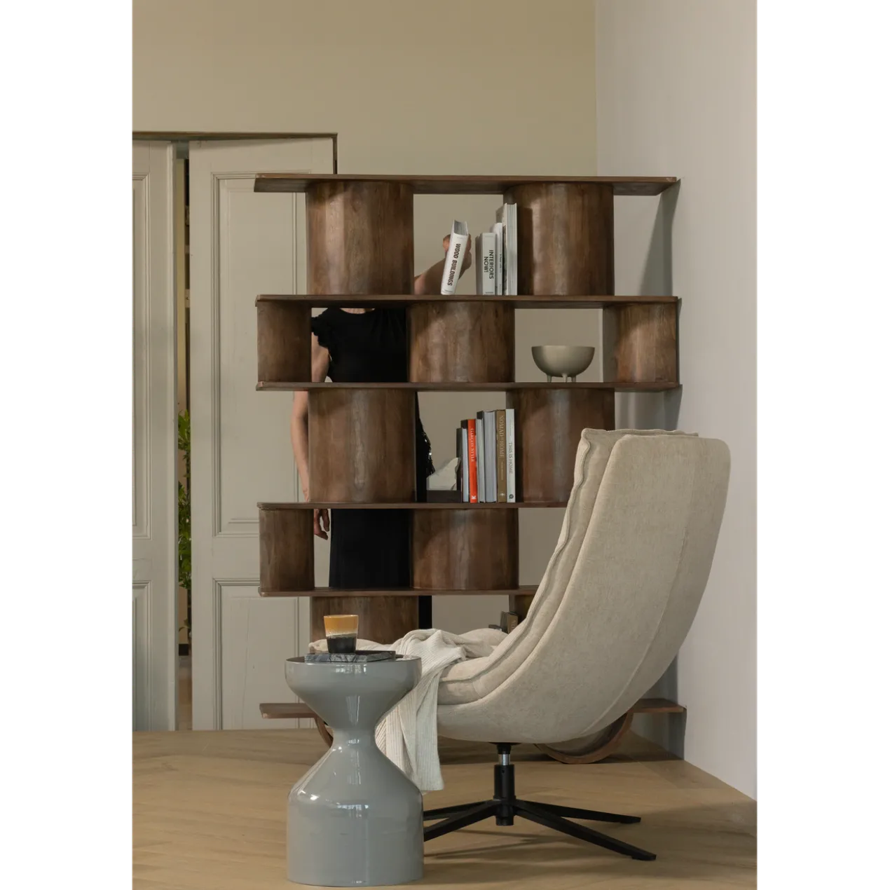 Kube draaifauteuil met hocker naturel