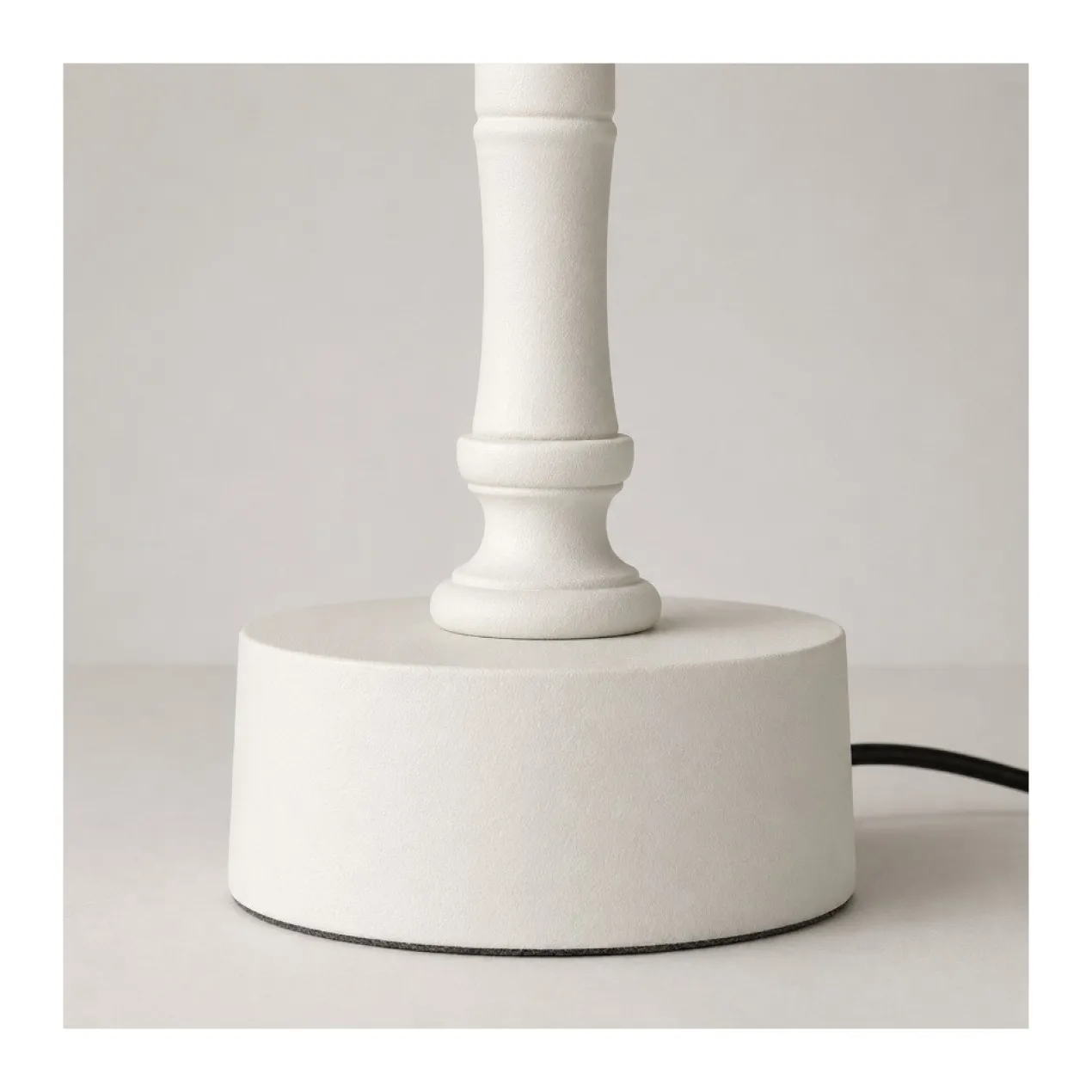 Lampvoet Armata cream 57 cm