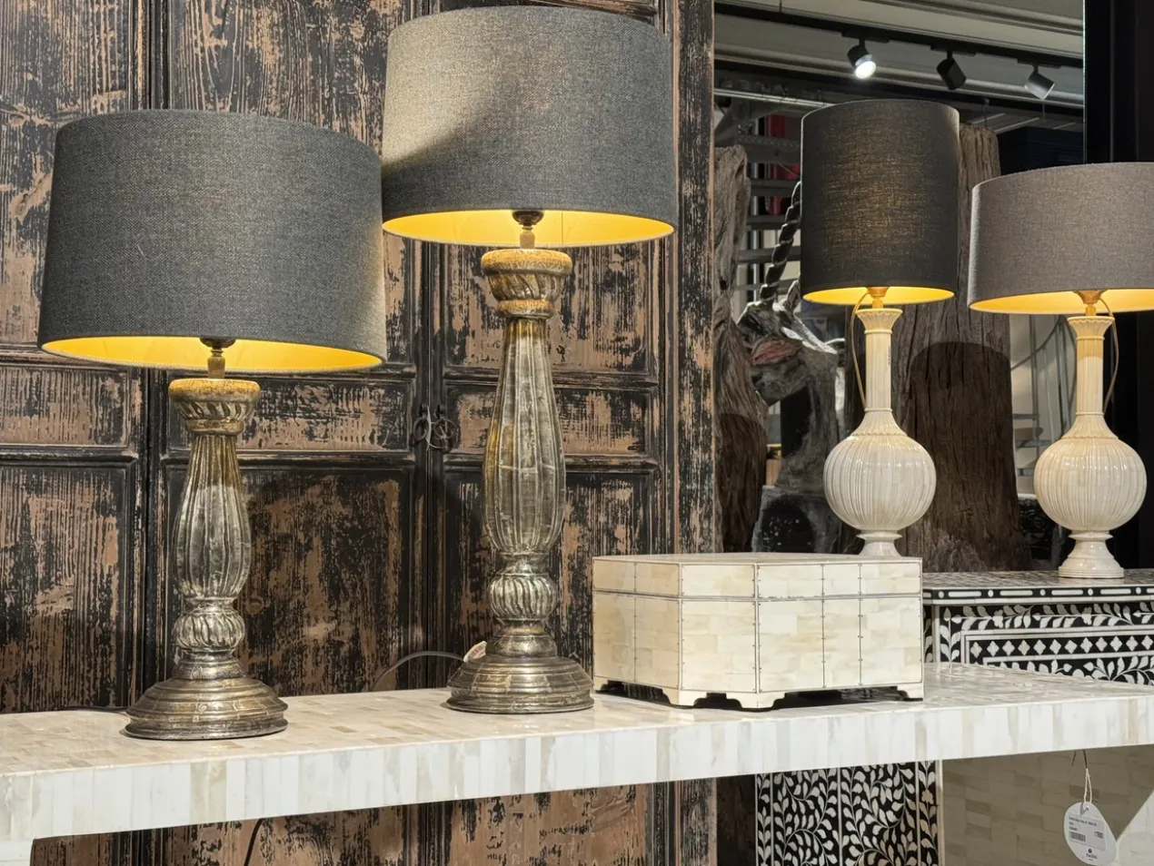 Lamp voet wit metaal uniek