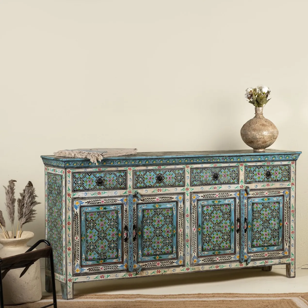 Lekha - Boho Dressoir Handbeschilderd