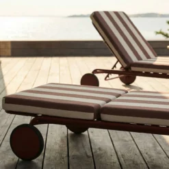Ligbed Mollis sunbed chestnut
