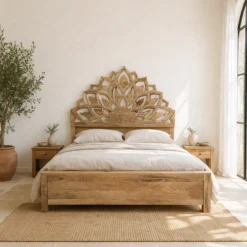 Lotus - Handgesneden Mangohouten Bedframe