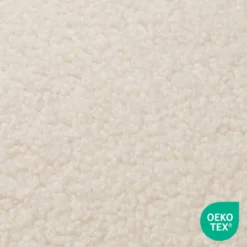 Lot zitkussen rond teddy