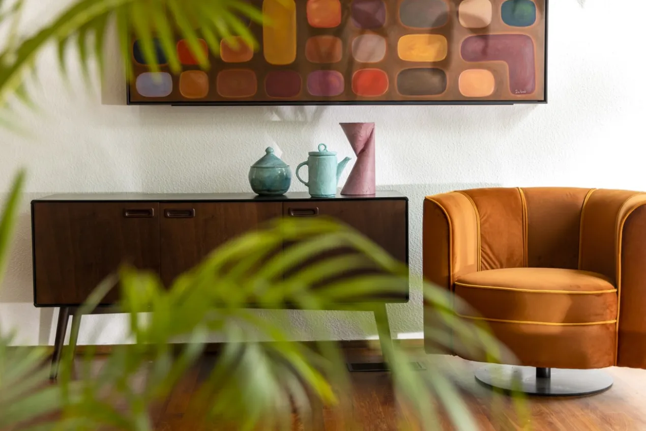 Lounge chair flower orange