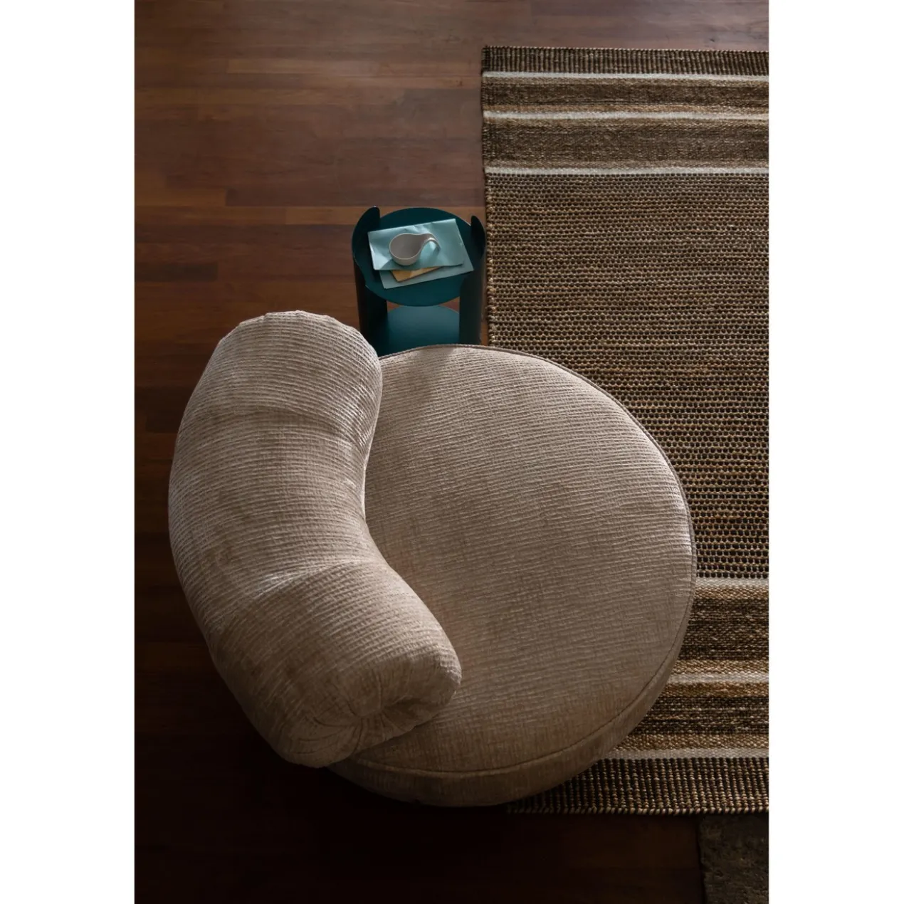 Lounge chair tilbury natural beige