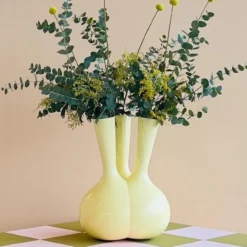 Mama Vase Geel