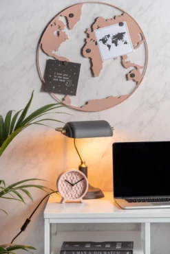 Memo board World Map w. magnets iron light pink
