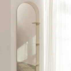Mirror °02 Sand