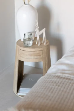 Nachtkastje Drawn Mangohout beige