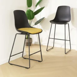 Nino-Liv barkruk zwart met beige zitkussen - zwart onderstel - 65 cm