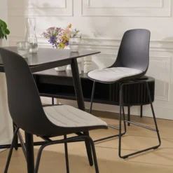 Nino-Liv barkruk zwart met beige zitkussen - zwart onderstel - 65 cm
