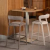 Noble barstoel taupe