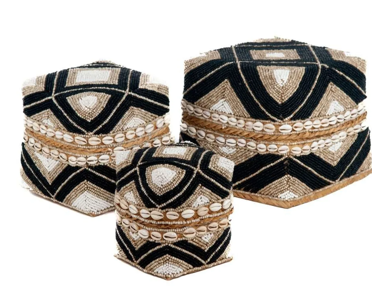 Offermanden kraaltjes schelpen - set van 3 zwart creme wit Set Offermanden Kraaltjes zwart/creme/wit