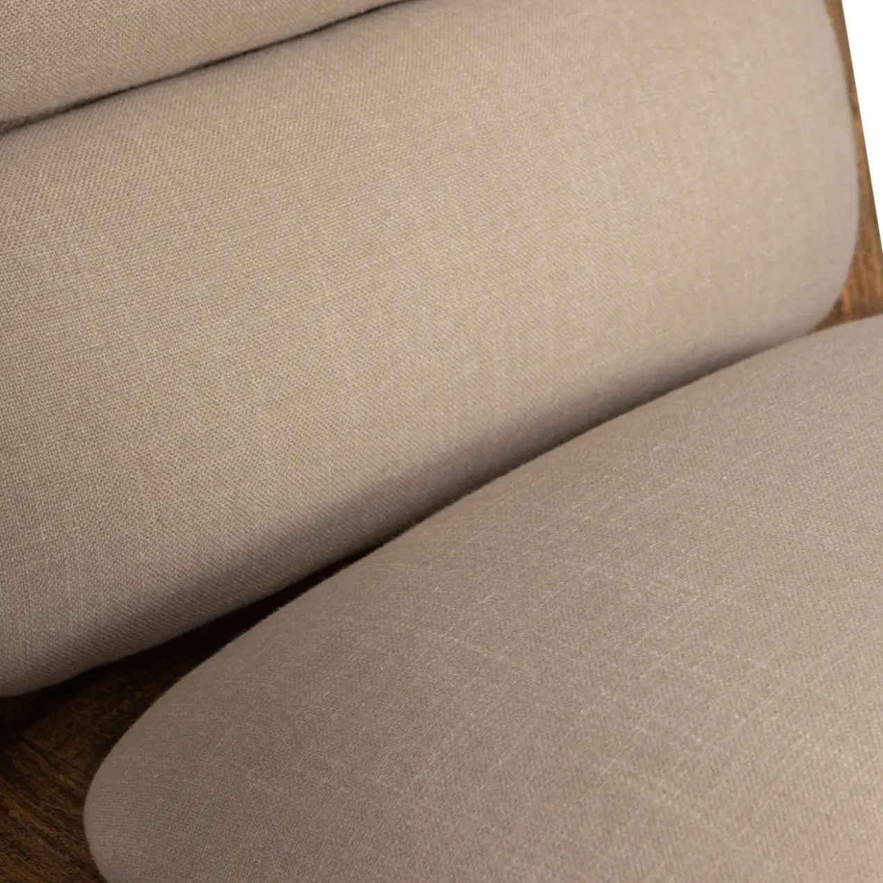 Opulent fauteuil boucle/hout naturel