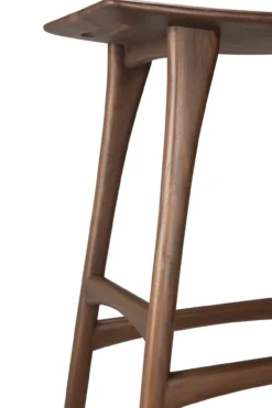 Osso hoge kruk 65 - bruin teak - gelakt
