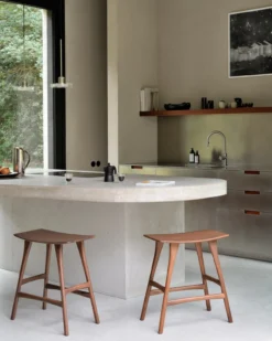 Osso hoge kruk 65 - bruin teak/zwart leer