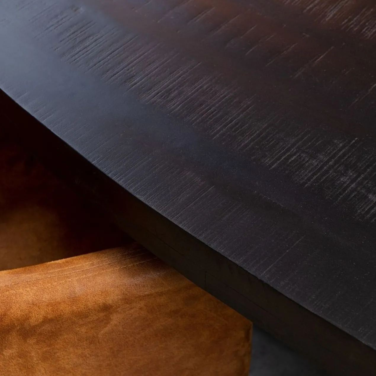 Ovale Tafel Maas Zwart Maat 180
