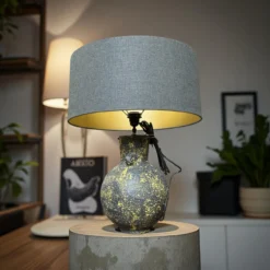 Papier-mache lampvoet uniek