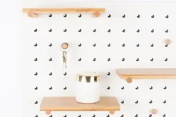 Pegboard bundy white