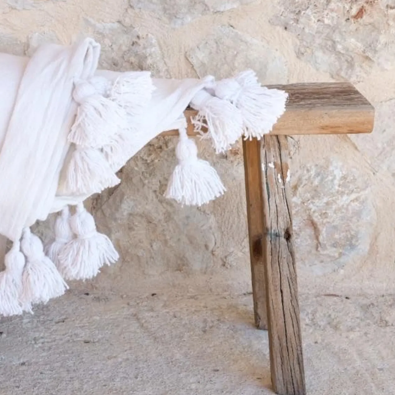 Pompomblanket S ecru