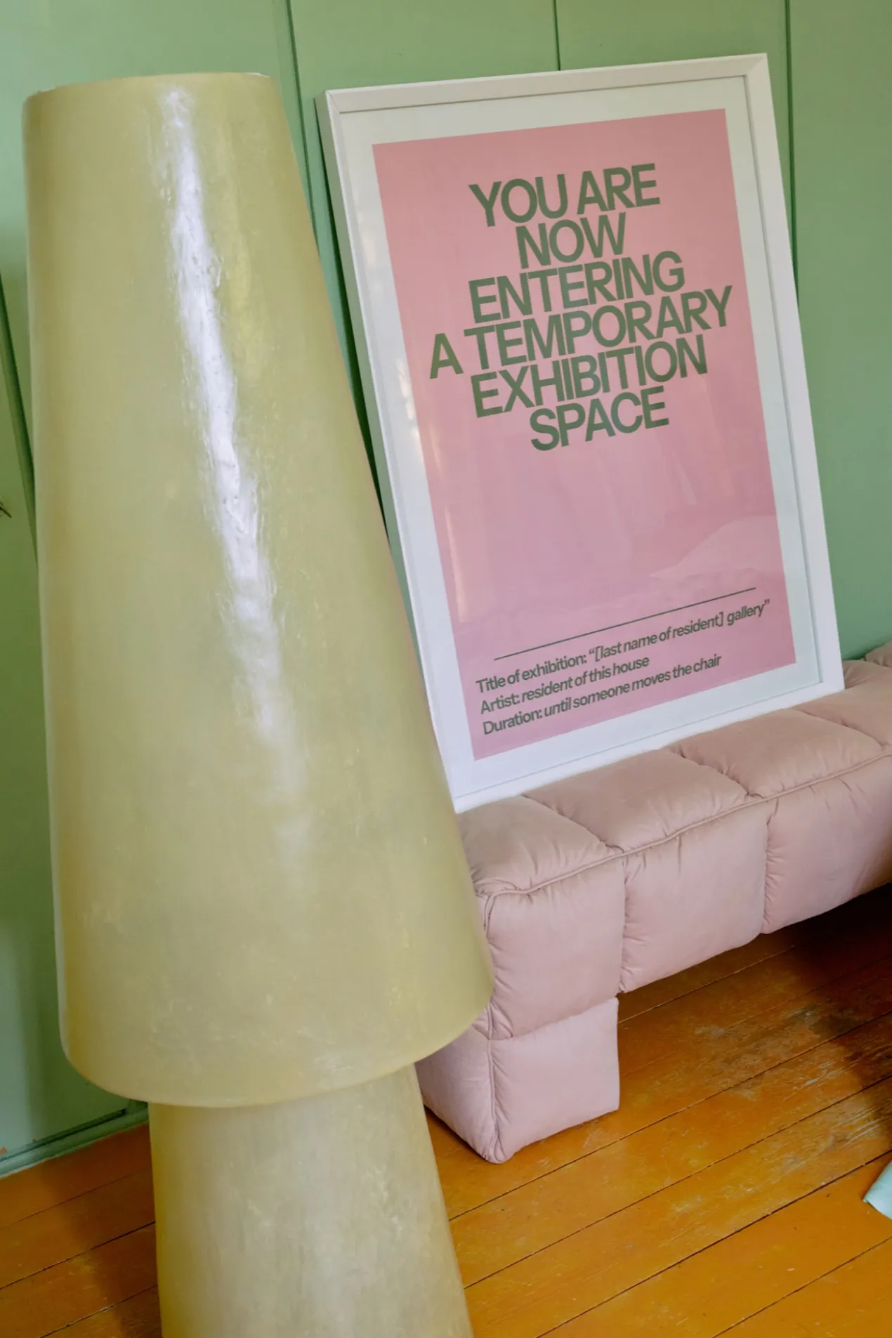 Poster Framed home gallery 87x118 cm