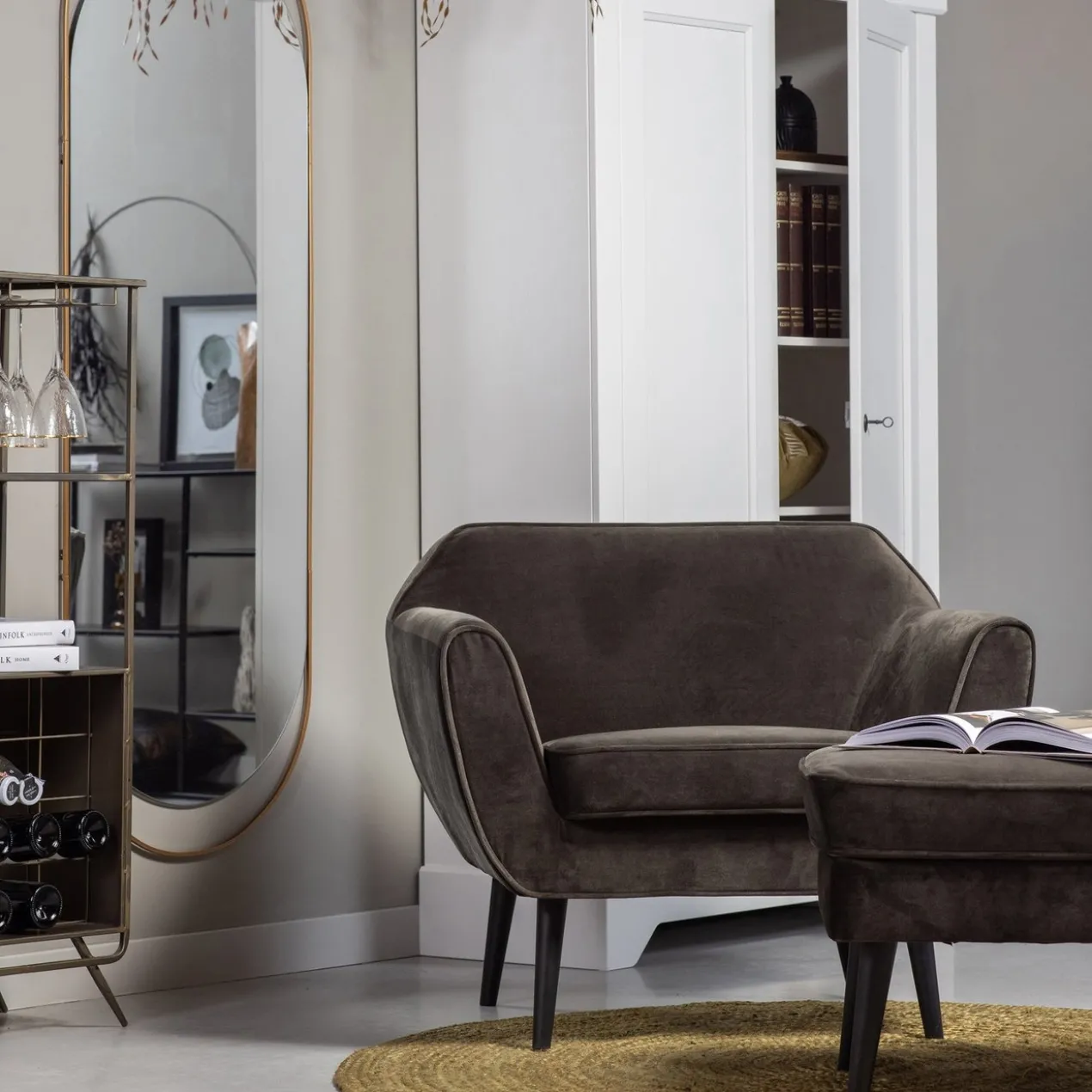 Rocco hocker velvet warmgroen