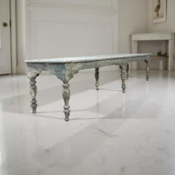 Salontafel blauw met 6 poten uniek