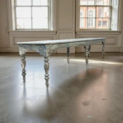 Salontafel blauw met 6 poten uniek