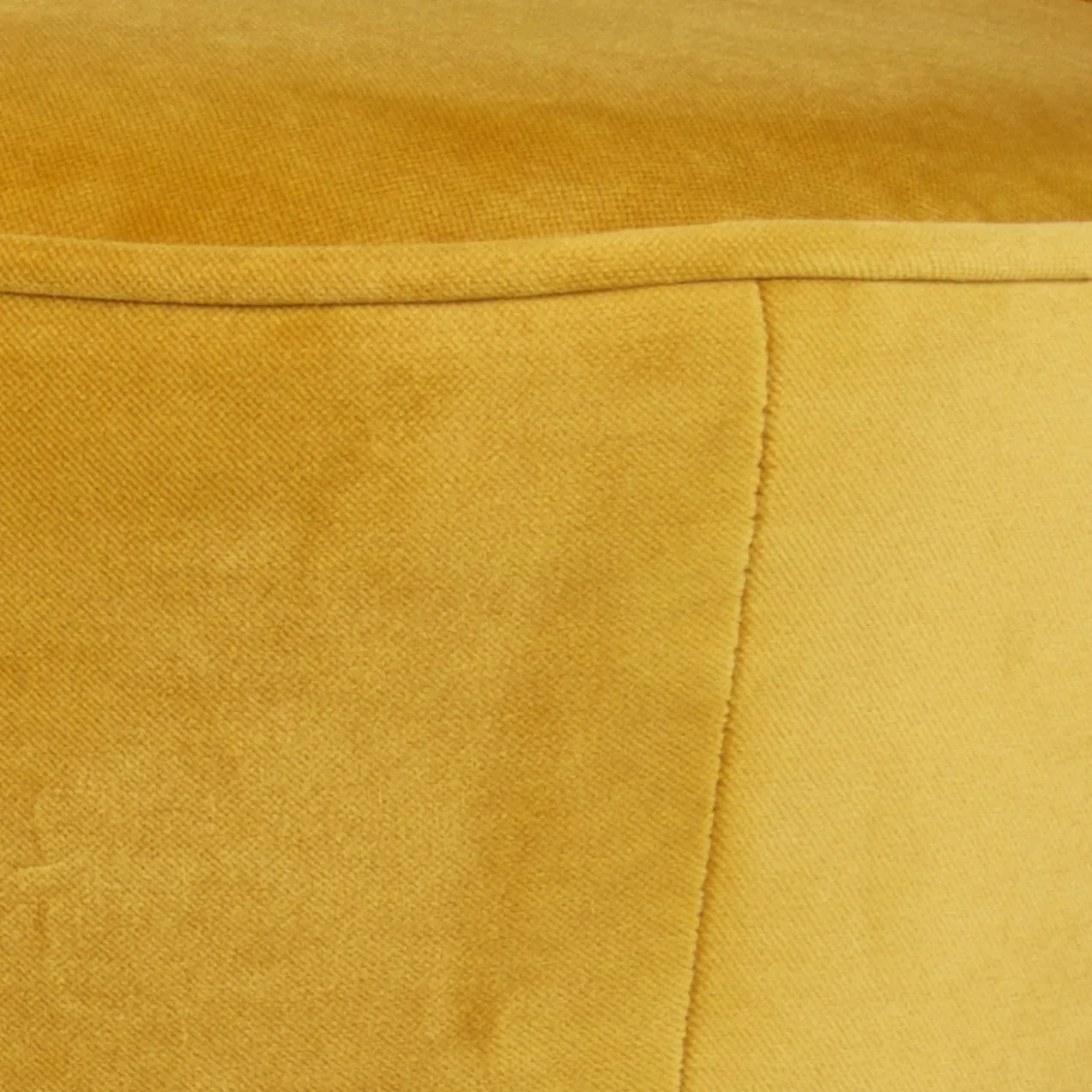Sara fauteuil velvet oker