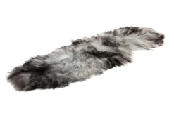 Schapenvacht icelandic natural grey 210×80 cm