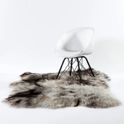 Schapenvacht icelandic natural grey 140×210 cm