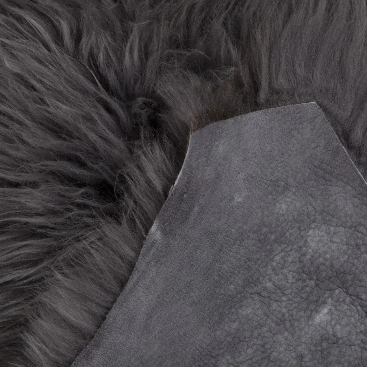 Schapenvacht longhair dark grey 100×65 cm