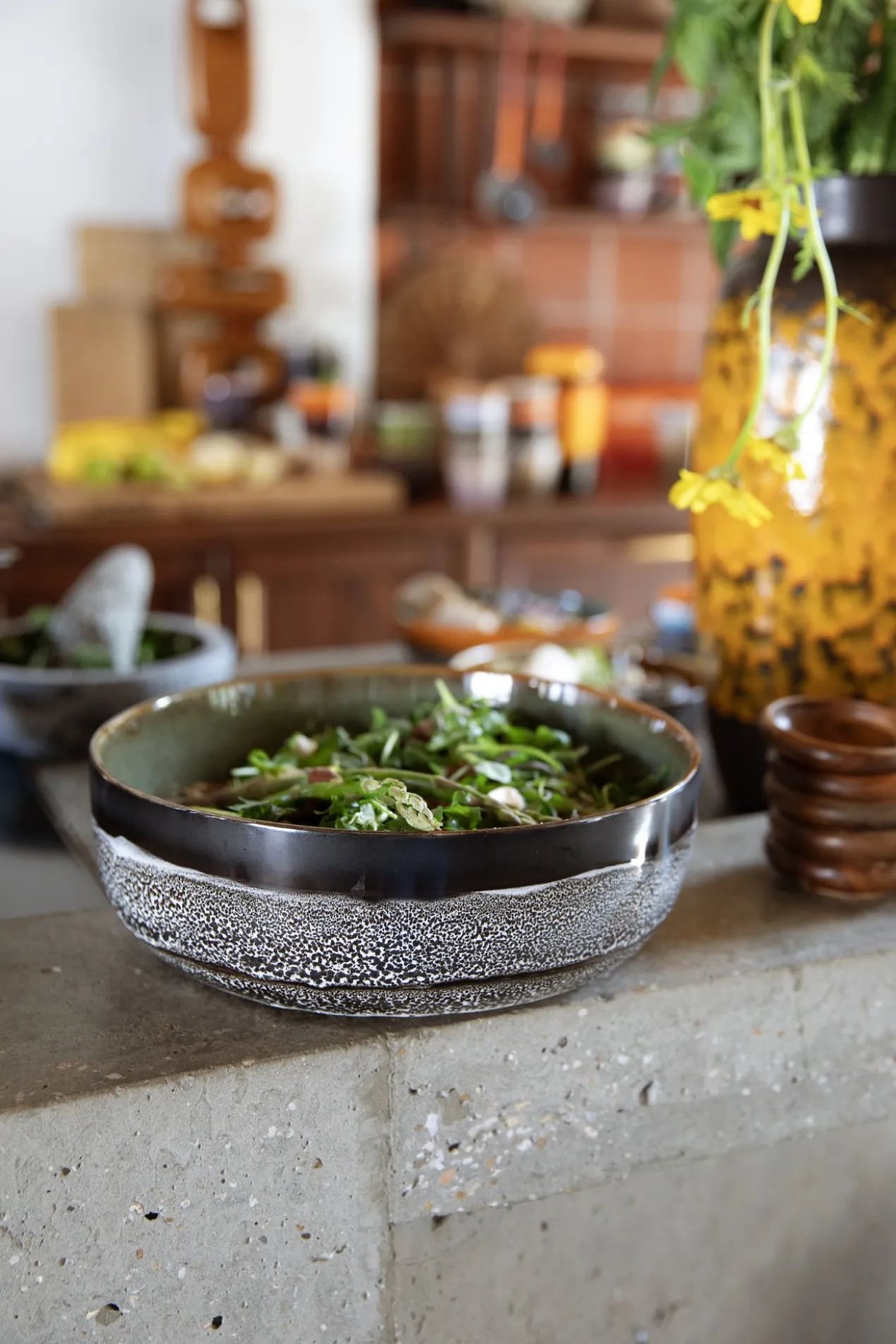 Servies 70's Ceramics salade schaal Rock On