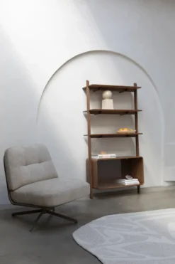 Shelf rise walnut
