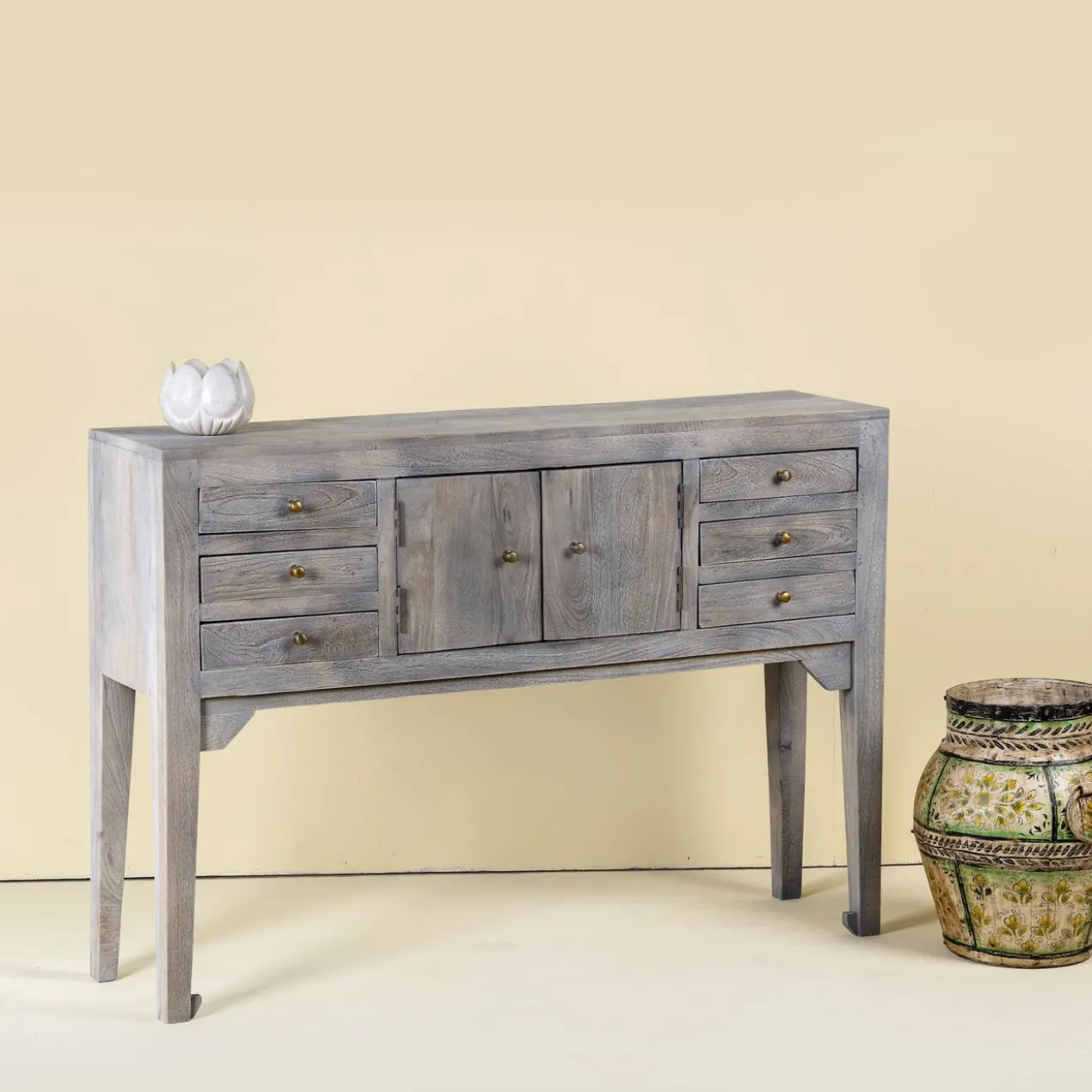 Sidetable Watika