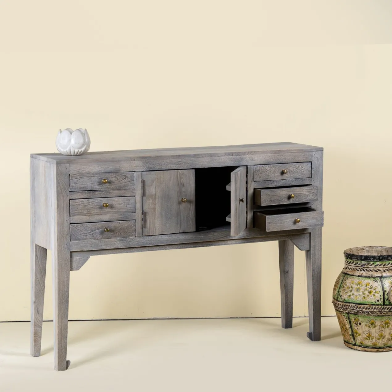 Sidetable Watika