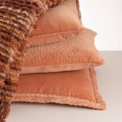 Sierkussen Curve velours flamingo 45x55 cm