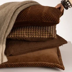 Sierkussen Richstitch linnen mocca macha 40x40 cm