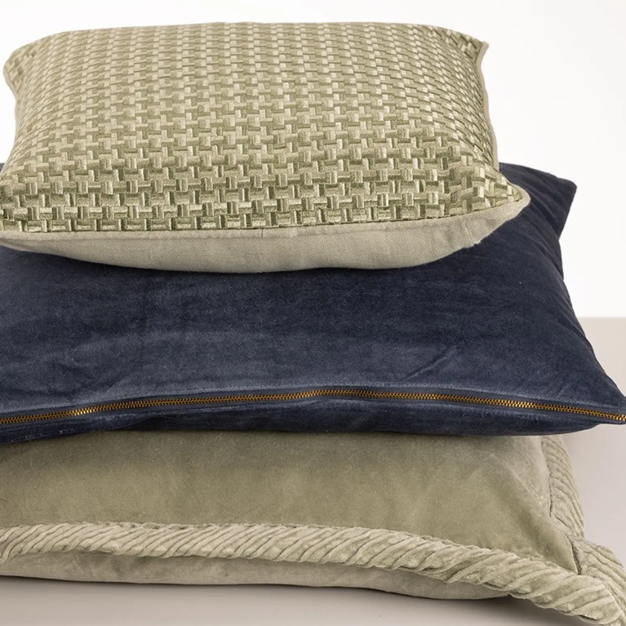 Sierkussen Richstitch linnen dewgreen 40x40 cm