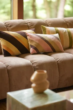 Sierkussen Striped velvet Fame 60x35 cm