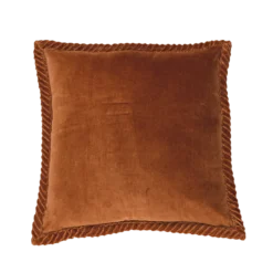Sierkussen velours tucked border caramel