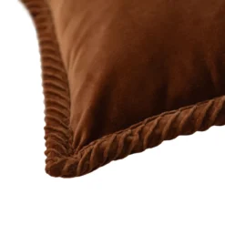Sierkussen velours tucked border cognac