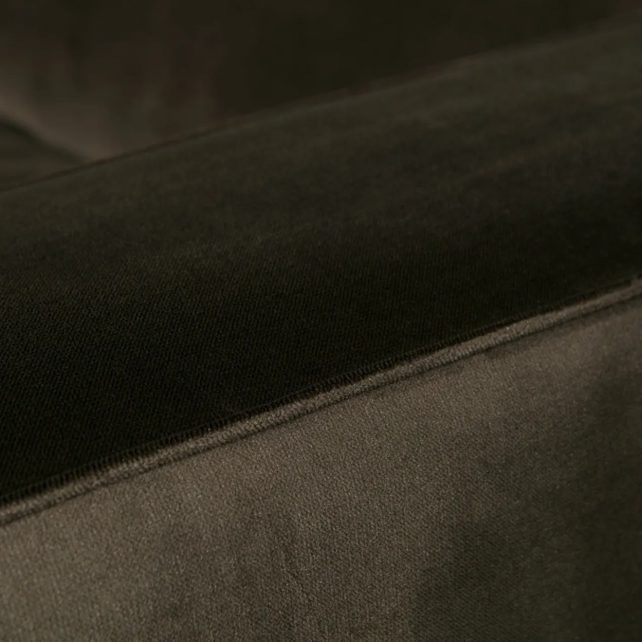 Statement 4-zits bank 280 cm velvet warmgroen