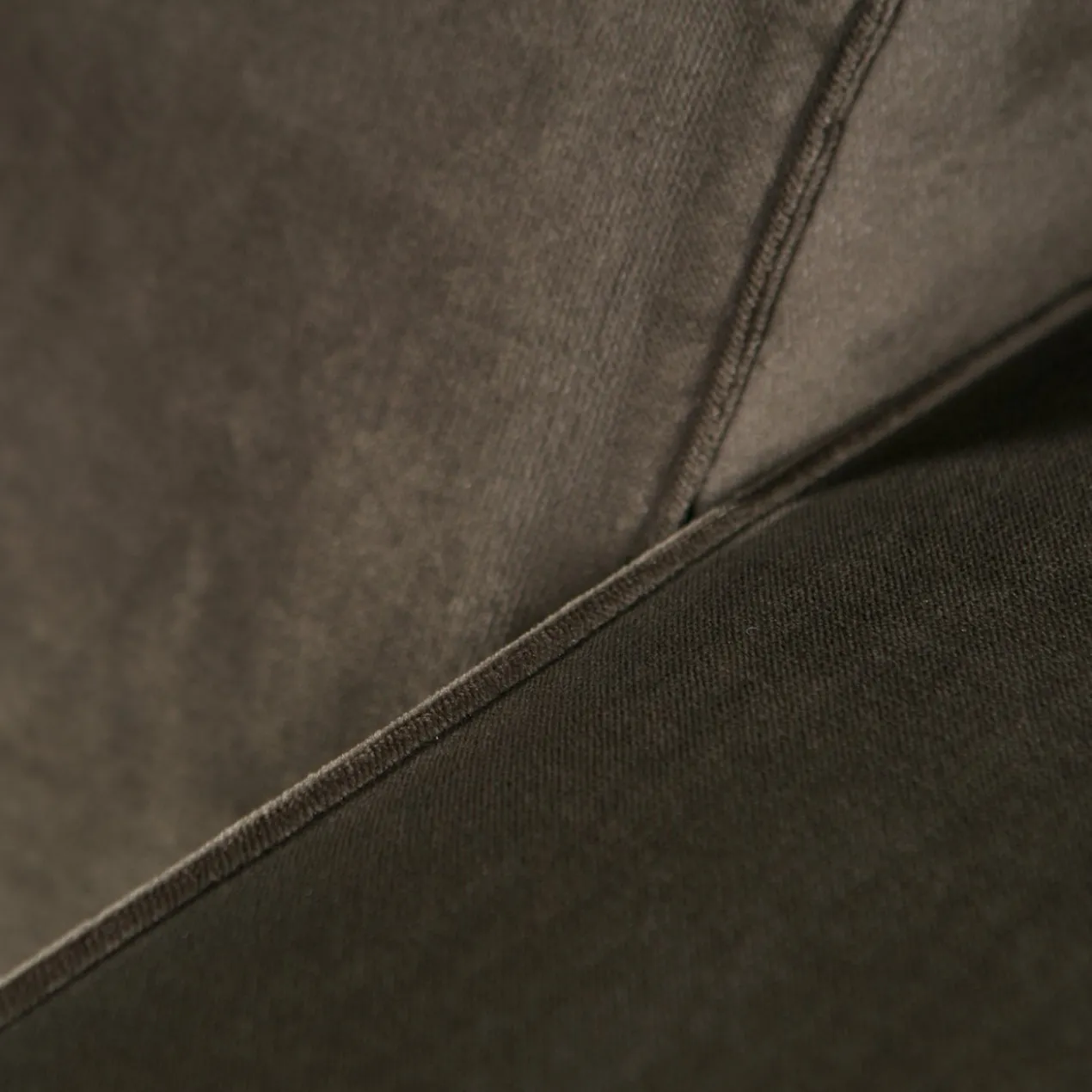 Statement 4-zits bank 280 cm velvet warmgroen